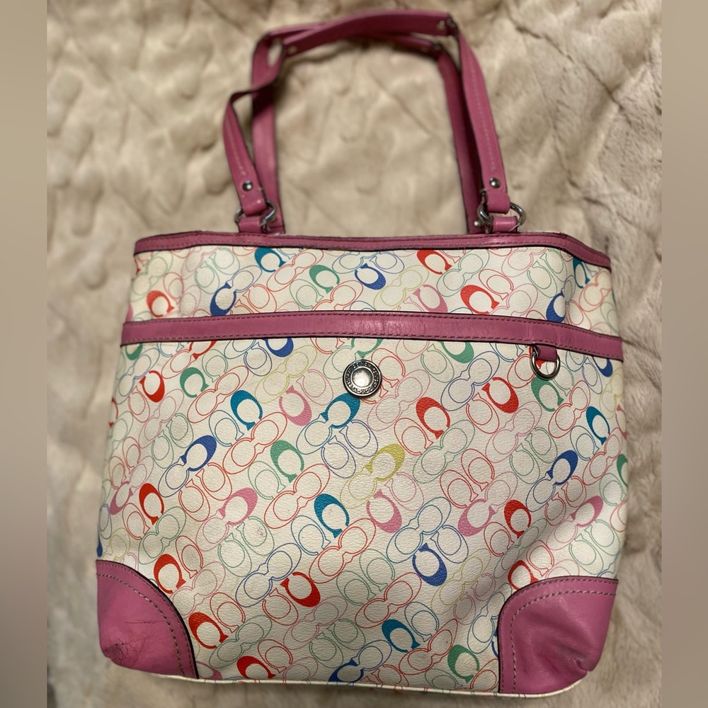 COACH Heritage Chelsea Pink Trim Multicolor Signature F16874 Tote Purse